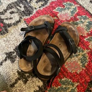 Birkenstock yara